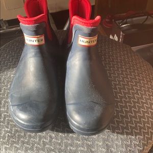 Blue and Red Hunter rain boots Ankle sz 6